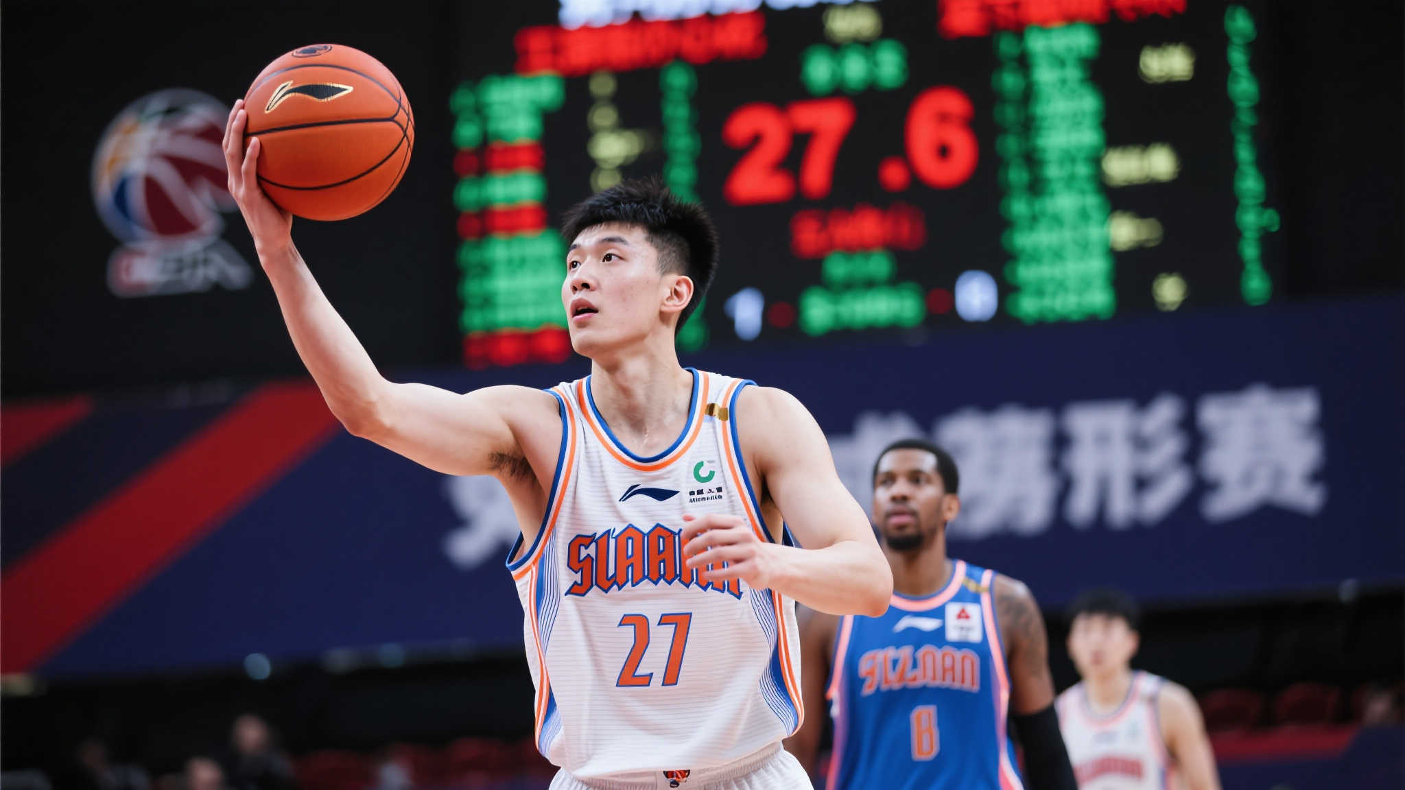 作为CBA赛场上炙手可热的顶级球员之一，邹阳近年来